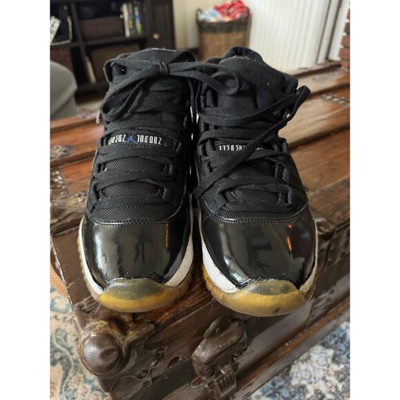 Nike Air Jordan 11 Retro Space Jam Basketball Sneakers Black/White - Picture 2 of 9